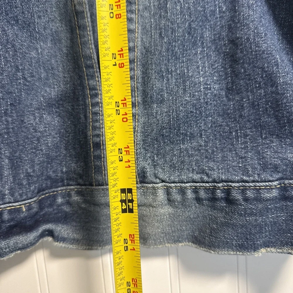 Hollister Men's Denim Distressed Trucker Jean Jacket Size XL Medium Wash